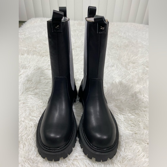 DISTURBIA Beetle Faux Leather Combat Boots Mid Calf Striped Black White US 6,7 - Picture 5 of 11